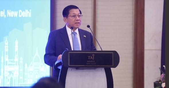 ဒီမိုကရေစီအားကောင်းအောင် လုပ်ဆောင်နေတဲ့ မြန်မာနိုင်ငံမှာ ရင်းနှီးမြှုပ်နှံကြဖို့ အာဏာသိမ်း သမ္မတ ဖိတ်ခေါ် Democracy To Investment 01